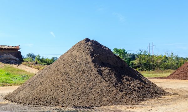 Bulk Topsoil Delivery in Santa Maria