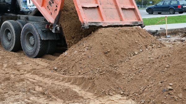 Soil Delivery in Santa Maria