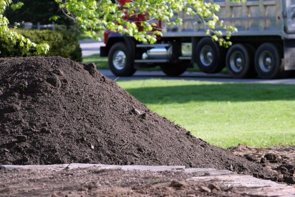 Yard Dirt Delivery in Santa Maria